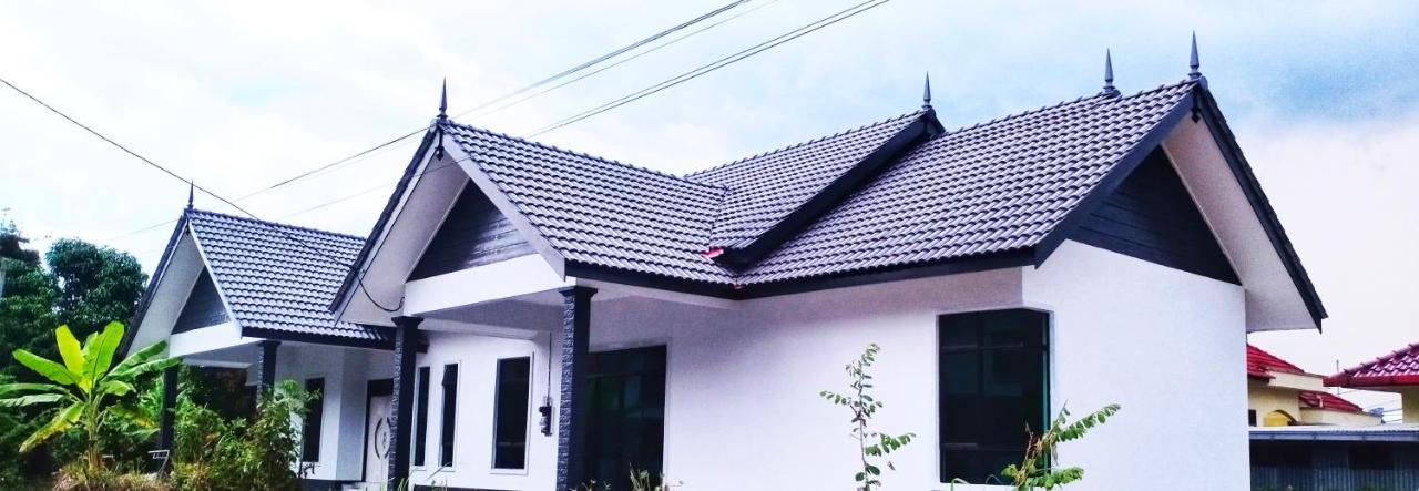 My Dallyne'S Homestay At Teluk Menara, クアラ・トレンガヌ エクステリア 写真