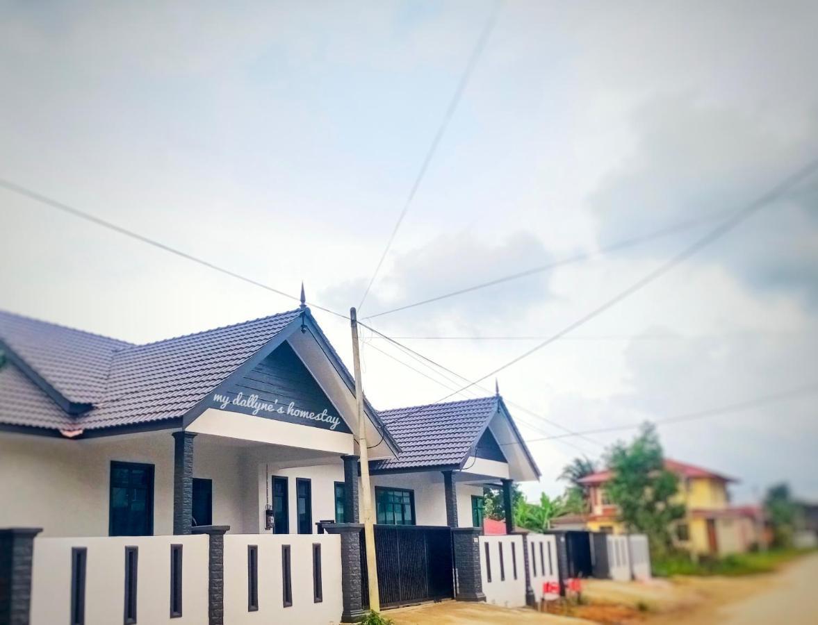 My Dallyne'S Homestay At Teluk Menara, クアラ・トレンガヌ エクステリア 写真