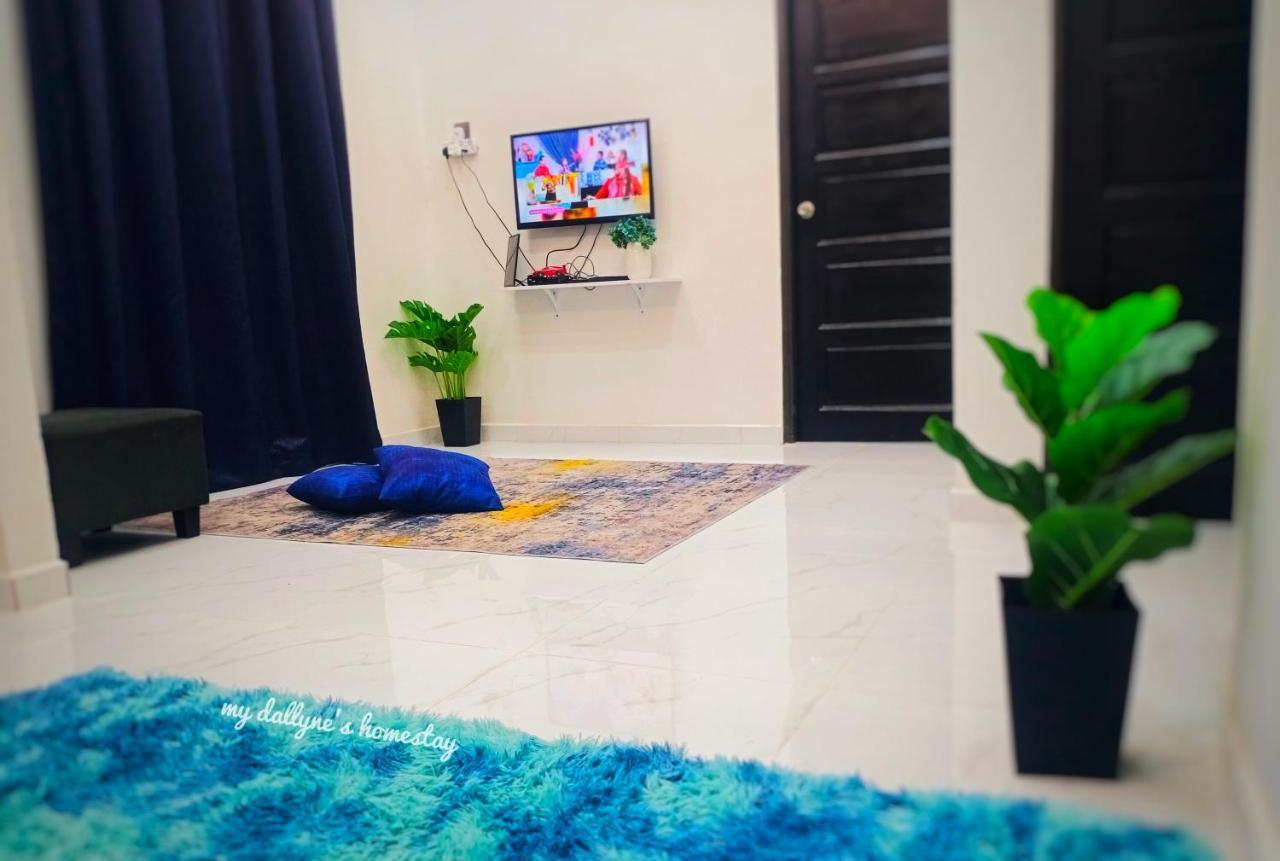 My Dallyne'S Homestay At Teluk Menara, クアラ・トレンガヌ エクステリア 写真
