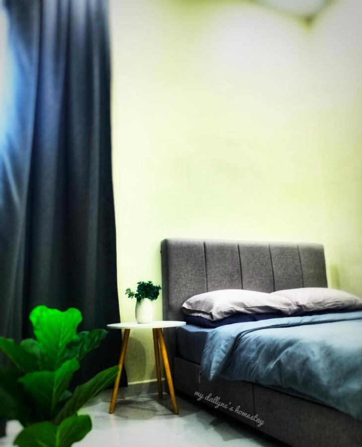 My Dallyne'S Homestay At Teluk Menara, クアラ・トレンガヌ エクステリア 写真