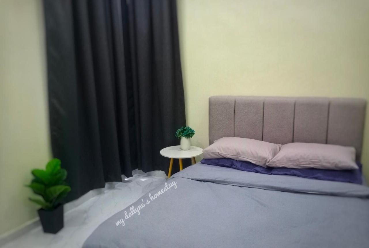 My Dallyne'S Homestay At Teluk Menara, クアラ・トレンガヌ エクステリア 写真